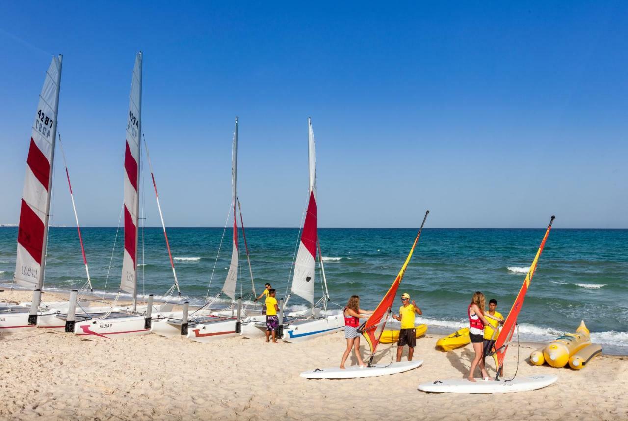 Tui Magic Life Africana 5*